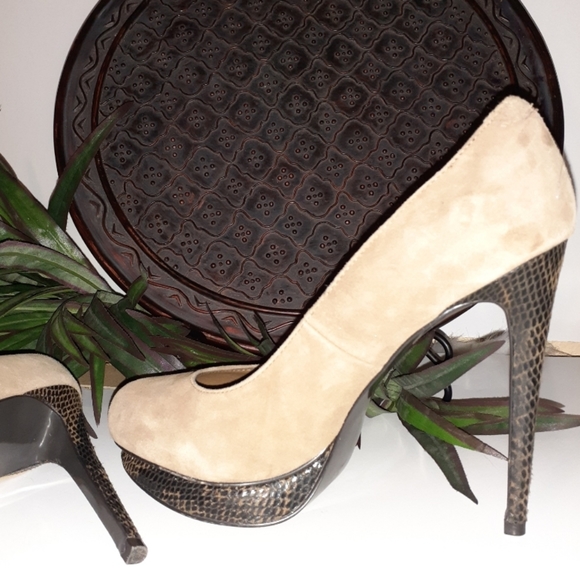 Kelsi Dagger Candise Snake Wrapped Pump In Tan S - Picture 7 of 8